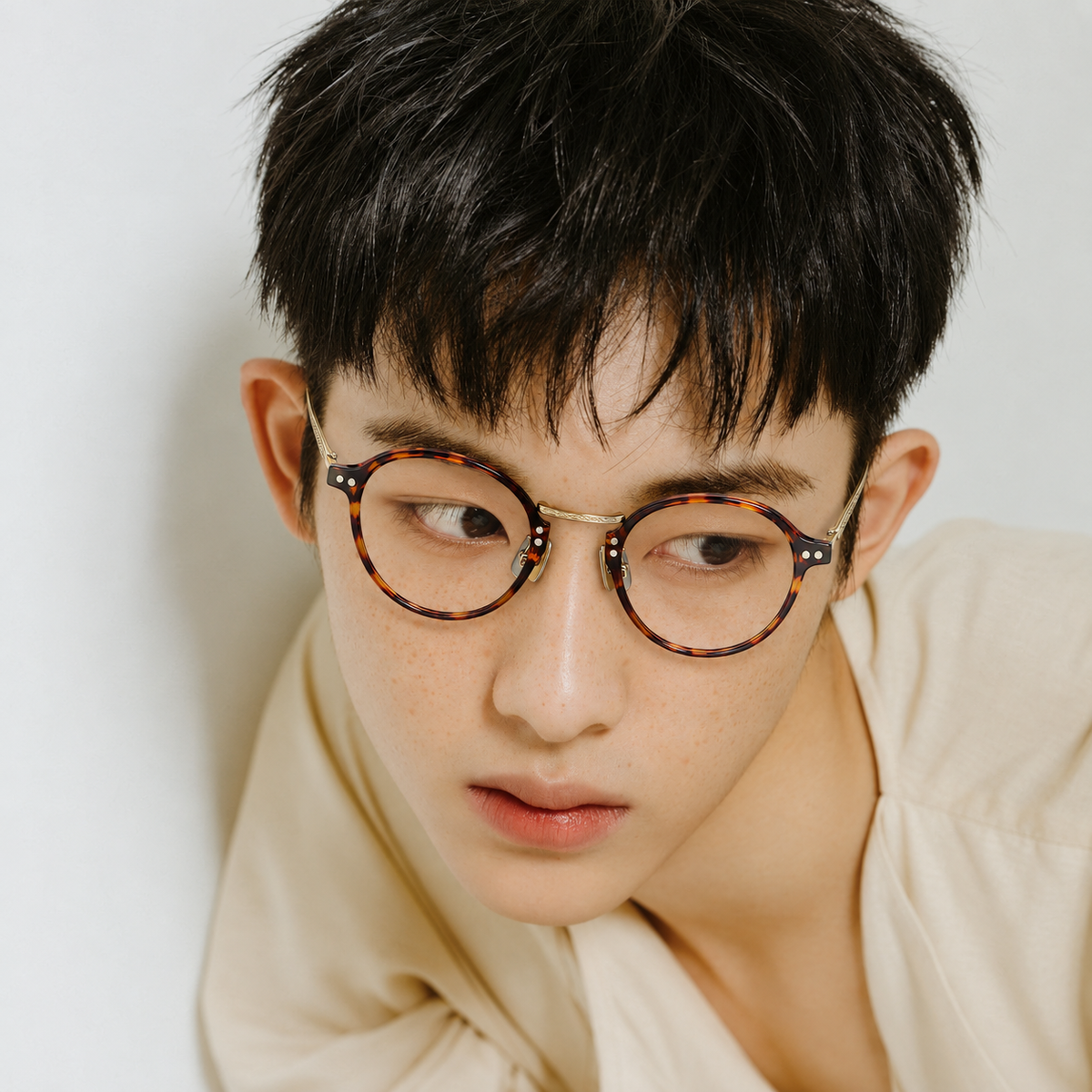 KOVEN model wearing GOODLUUK eyewear 1