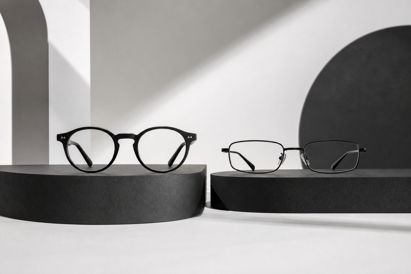 Small round glasses compared with narrow rectangular glasses