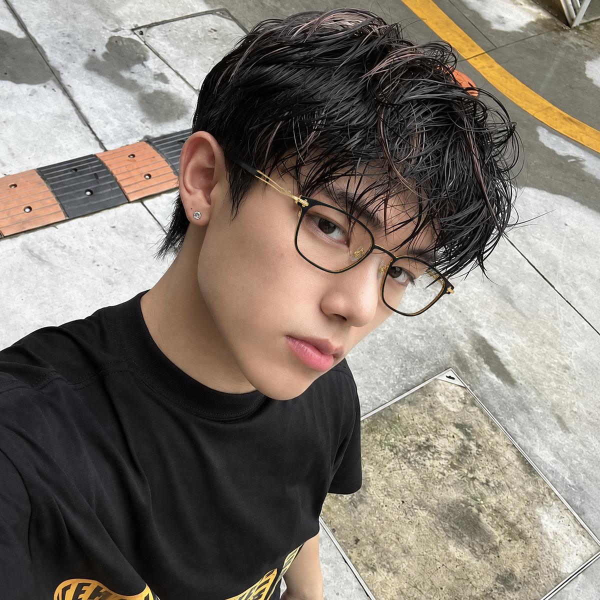 KISO model wearing GOODLUUK eyewear 1
