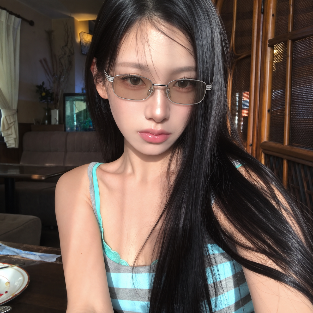 RONAN model wearing GOODLUUK eyewear 1